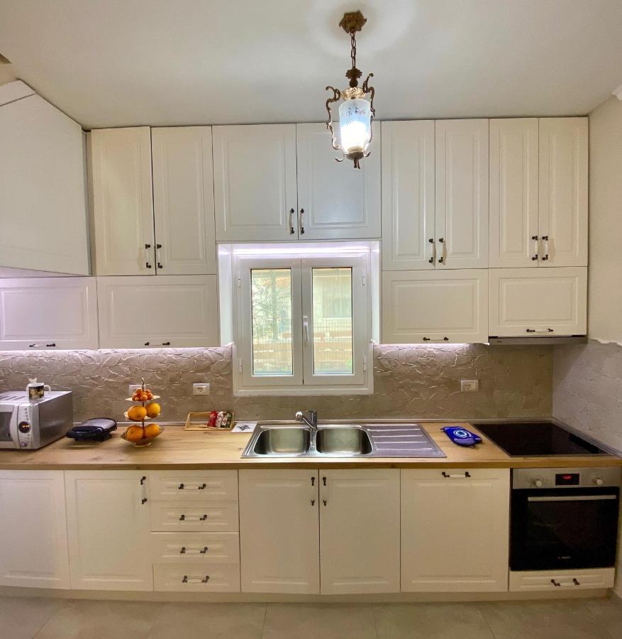 Tani'S House Villa ซารานเดอ ภายนอก รูปภาพ