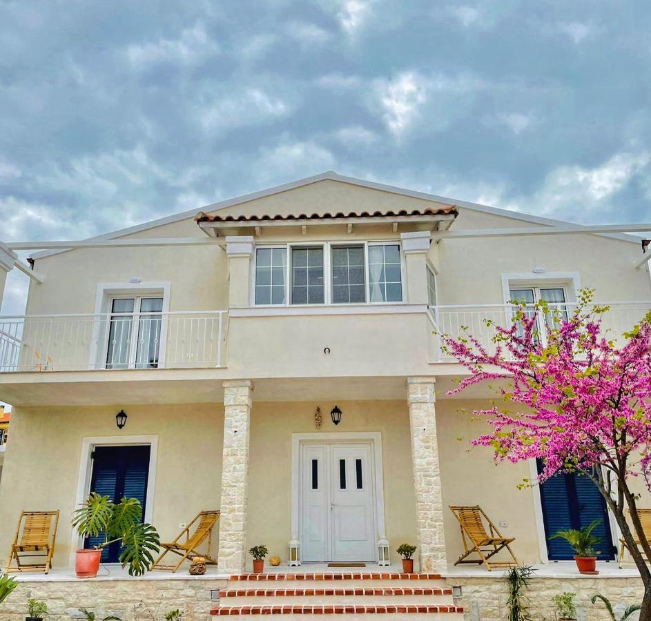 Tani'S House Villa ซารานเดอ ภายนอก รูปภาพ